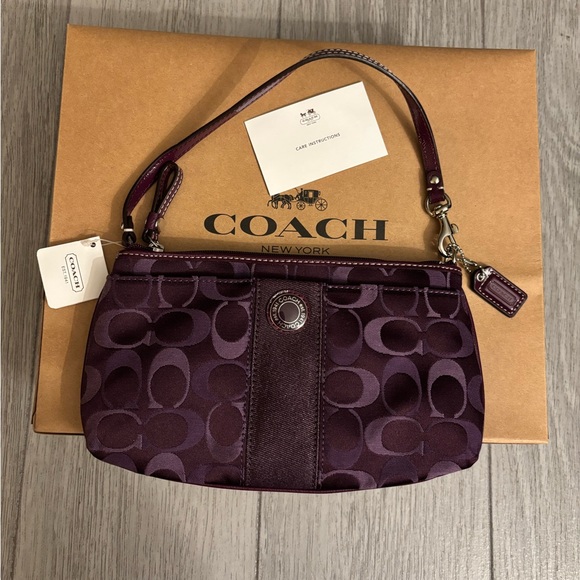 Coach Handbags - Coach Wristlet bag in Jacquard and Leather Purple
